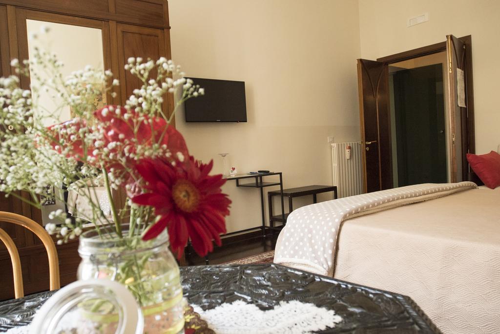 B&B Domus Garibaldi Salerno Ngoại thất bức ảnh
